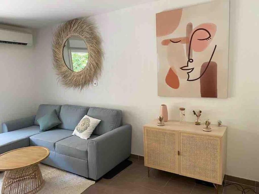 Tres Bel Appartement Contemporain Et Calme Fréjus 외부 사진